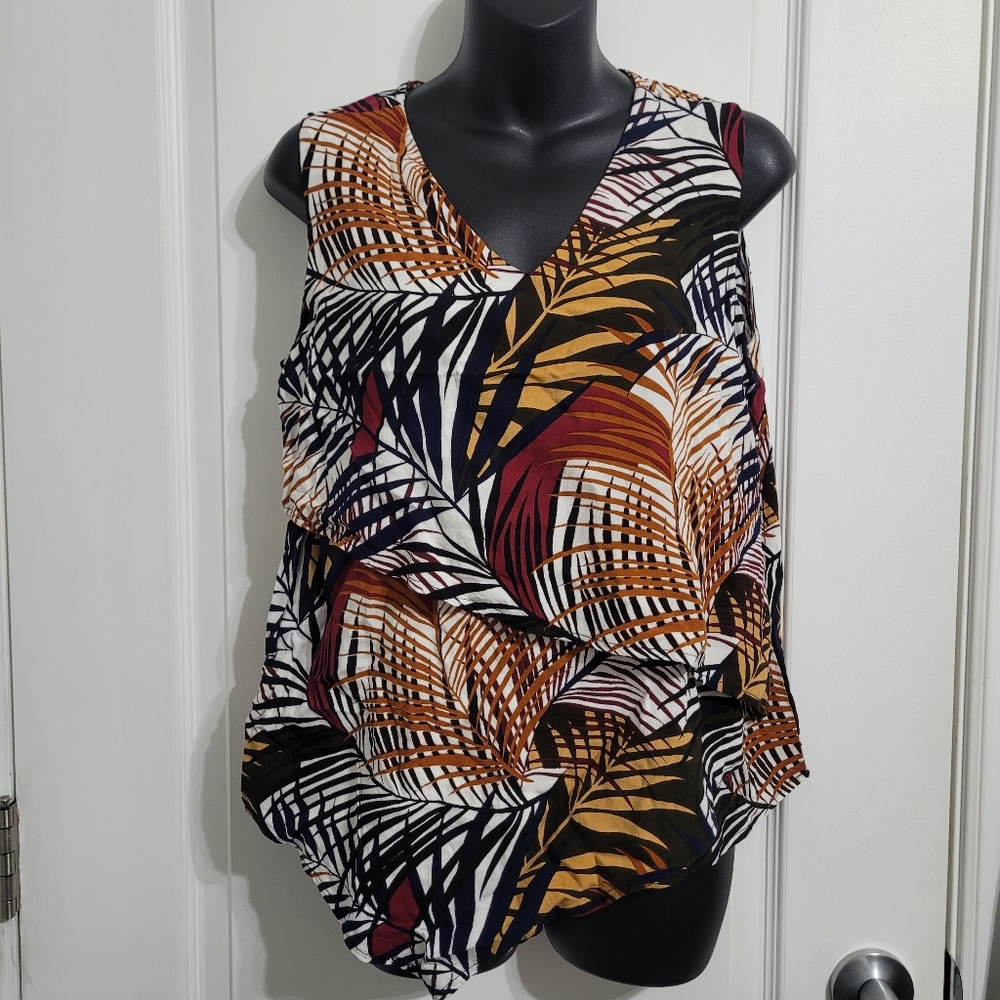 💲2️⃣ Marie Claire Vibrant Leaf Print V-Neck Layered Asym Sleeveless Top Sz Med